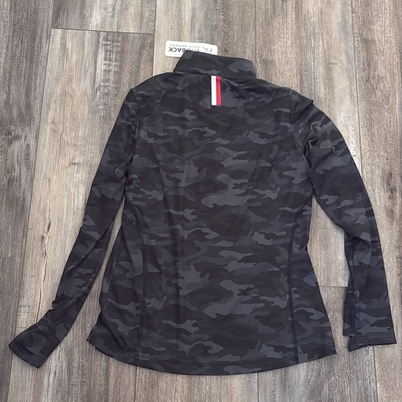 Rhoback The Circuit Performance Q-Zip in Camo Size Small NEW - Picture 6 of 6